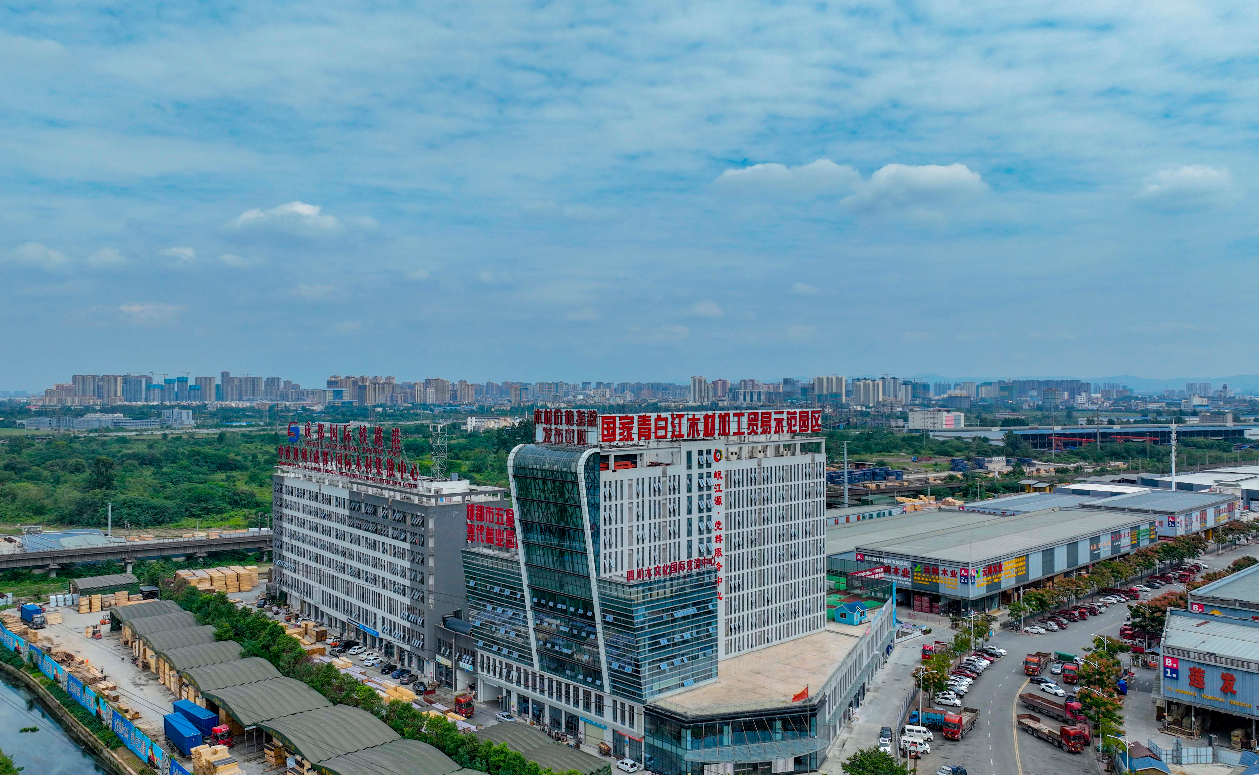 【招募公告】場(chǎng)內(nèi)叉車裝卸作業(yè)后備隊(duì)伍招募公告